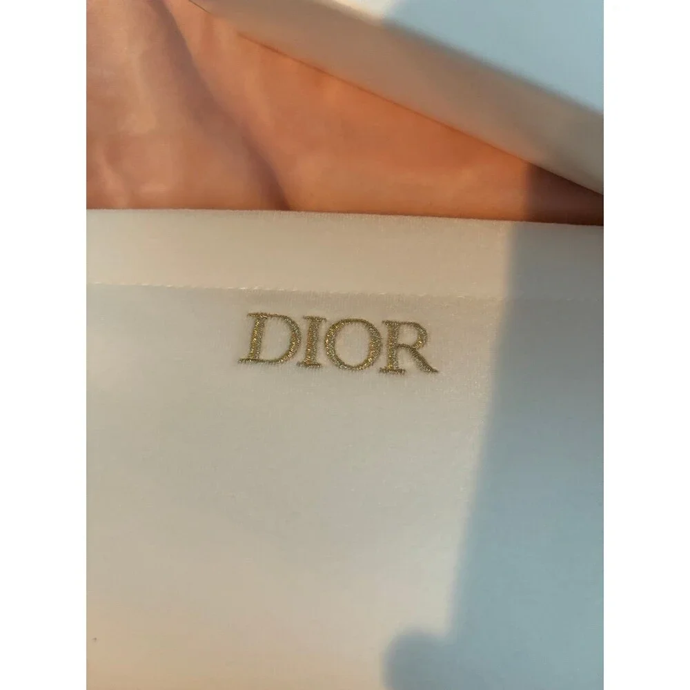 Dior white velvet Trousse - Picture 5 of 6